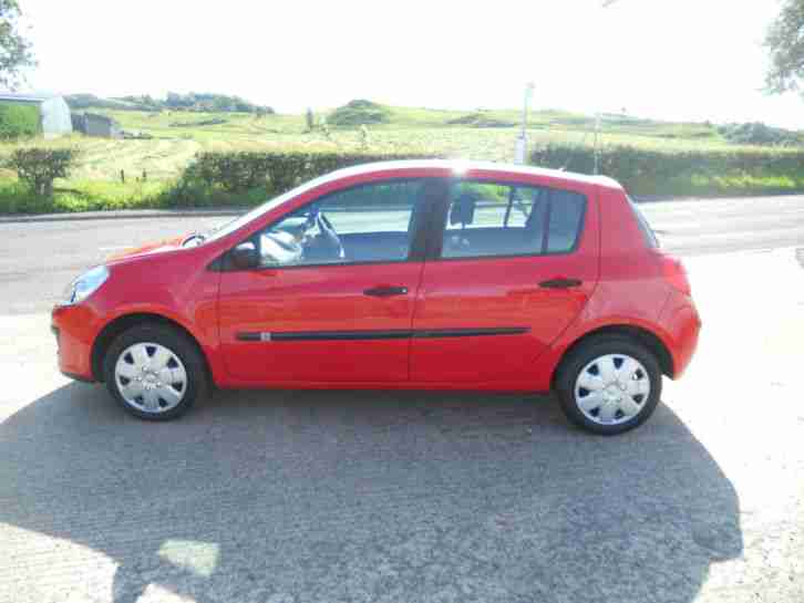 Renault Clio 1 2 Engine Bay