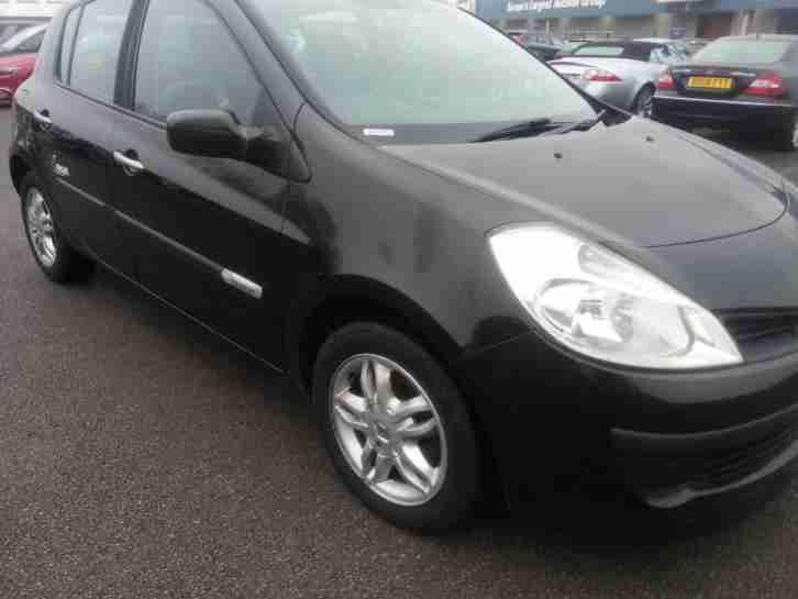 Renault Clio 1.2 16v ( 75bhp ) Rip Curl 58 REG BLACK 5DR