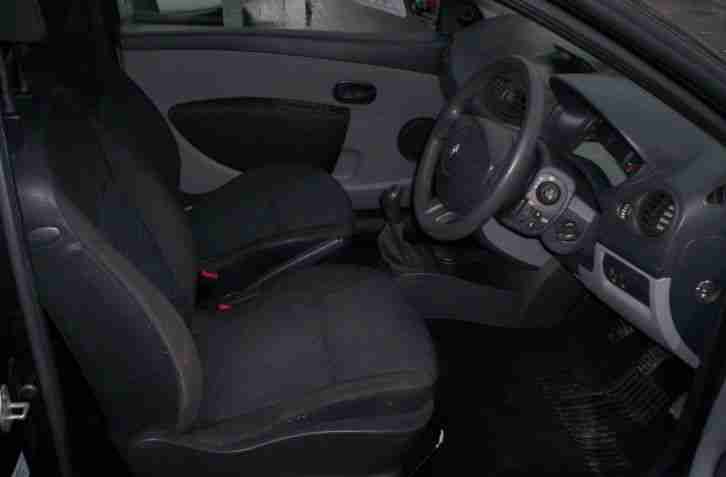 Renault Clio 1.2 Extreme 3 Door in Black Group 2 insurance