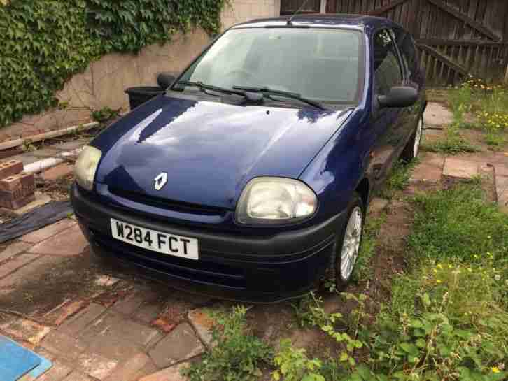 Renault Clio 1.2. Renault car from United Kingdom
