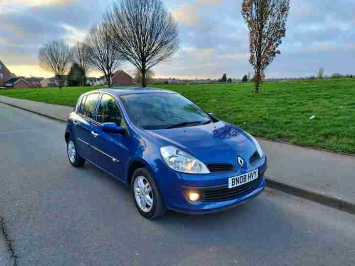 Clio 1.2 Petrol Expression 12 MONTHS