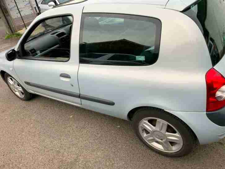Renault Clio 1.4 16v Dynamique 54 REG IN SILVER WITH MOT MAY 2020