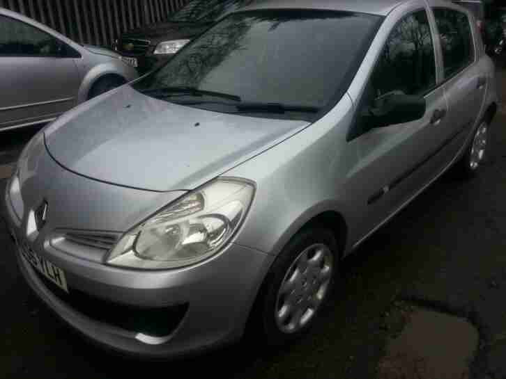 Clio 1.4 16v Expression 5DR 2006 REG