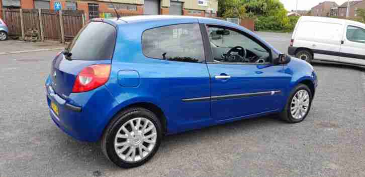 Clio 1.4 3 door low mileage fresh mot