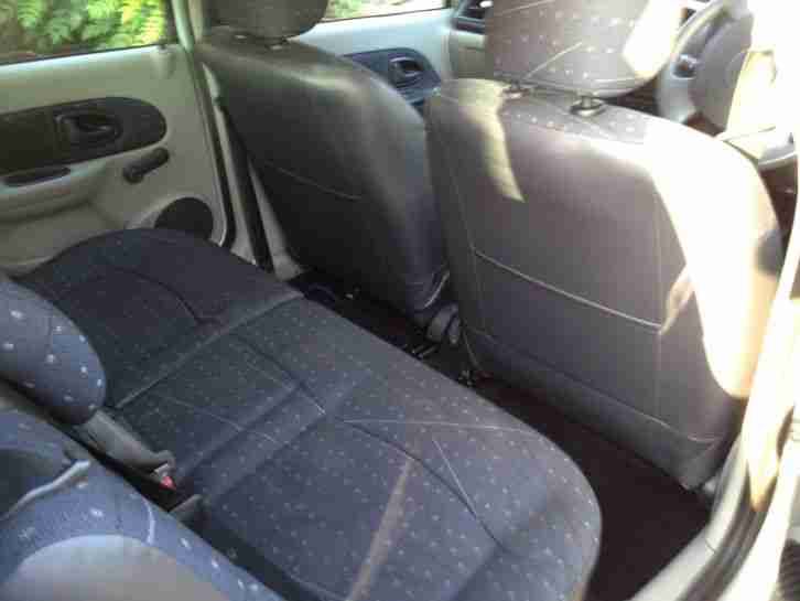 Renault Clio 1.5 DCi