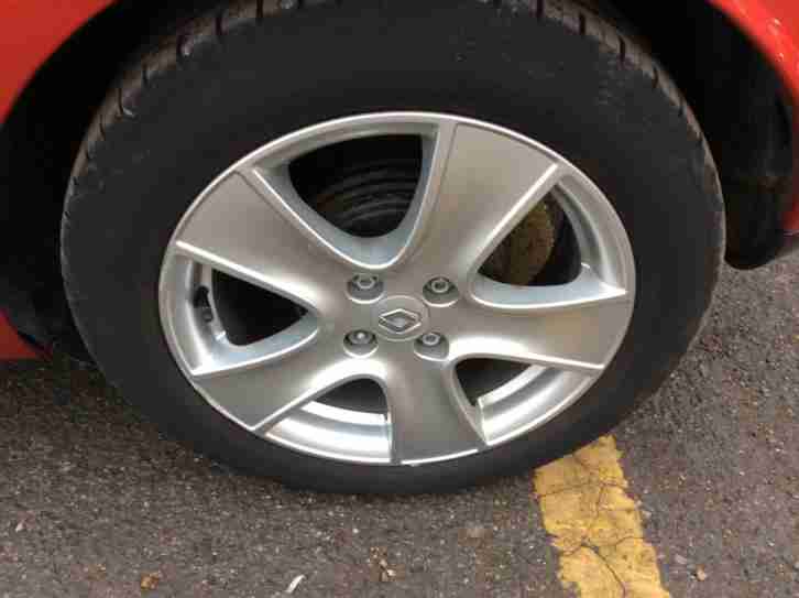Renault Clio 1.5 dCi 90 Dynamique MediaNav Energy 5dr