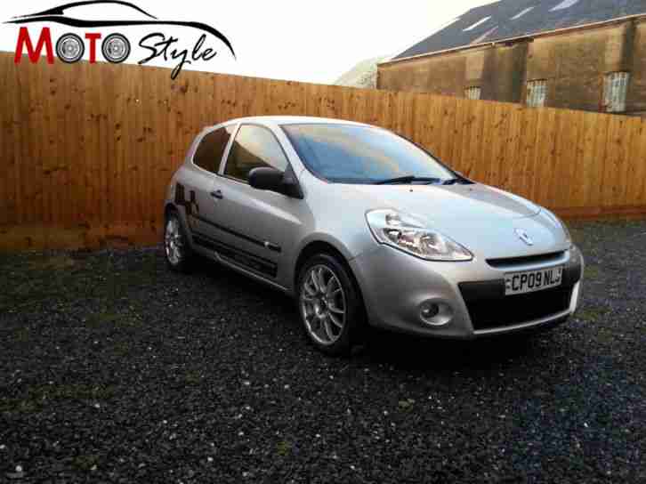 Renault Clio 1.5dCi 86 A/C Extreme Diesel 09 2009 £30 per year tax
