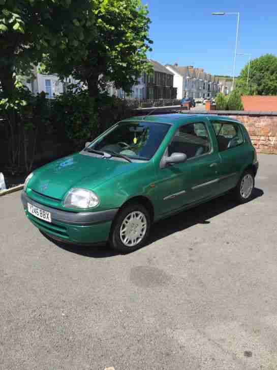 Renault Clio Grande.