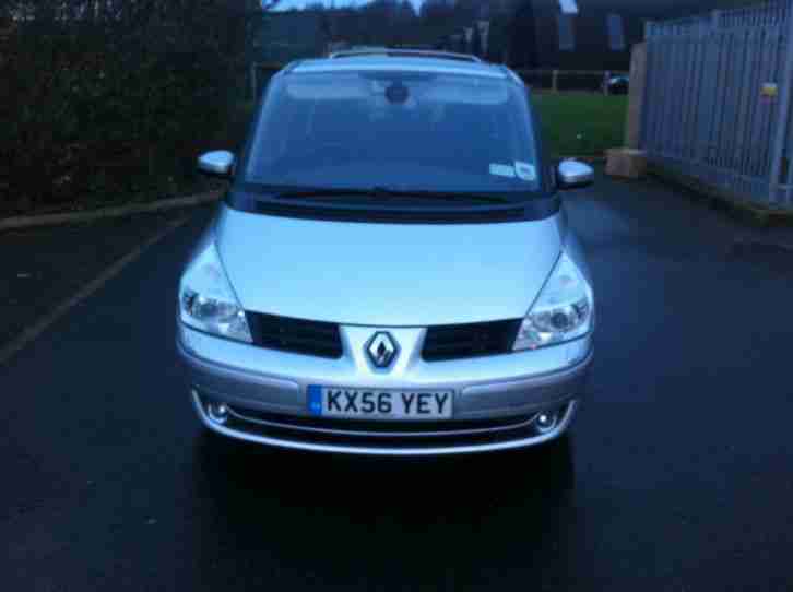 Renault Espace 2.2dci. Renault car from United Kingdom