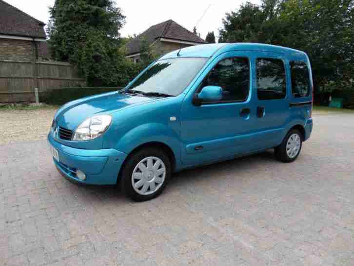 Renault Kangoo Automatic Wheelchair Access WINCH Adapted Car WAV Expression