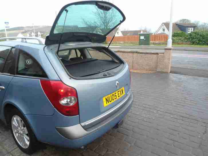 Renault Laguna sports tourer 2.2 dci automatic