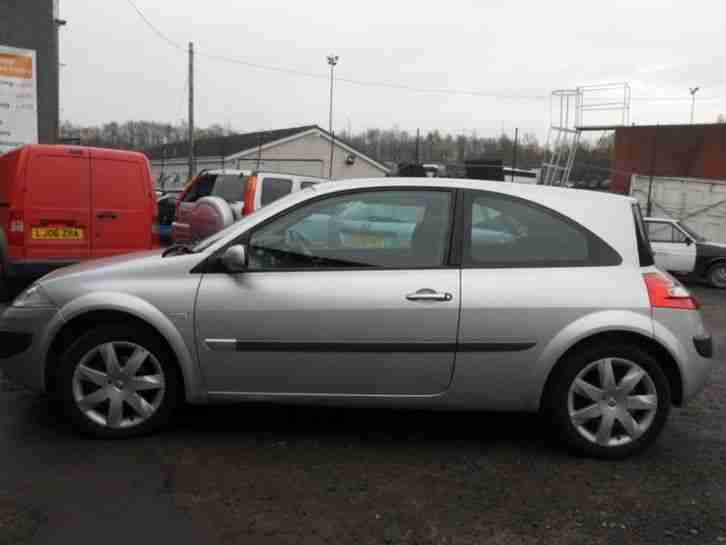 Renault Megane 1.5 DCI 106 DYNAMIQUE