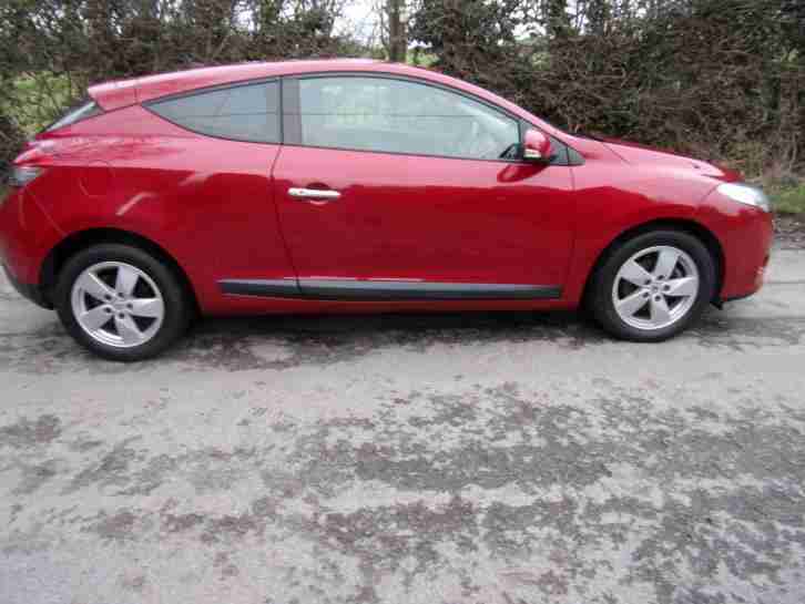 Renault Megane 1.5dCi 110 FAP ECO Dynamique Tom Tom 2011 PRESTON