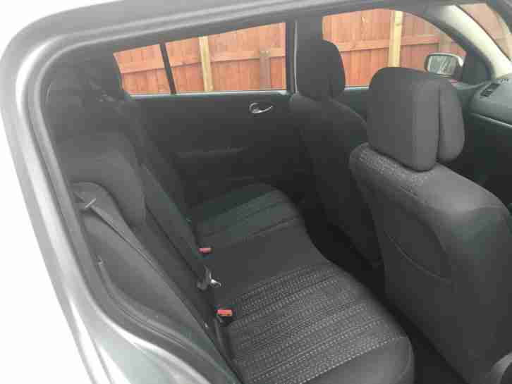 Renault Megane 1.5dCi ( 86bhp ) Dynamique 07/57