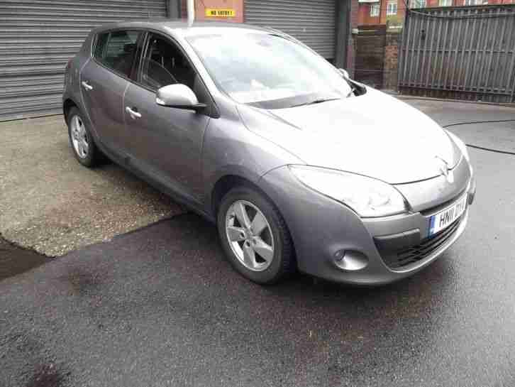 Renault Megane 1.6 VVT 110 2011MY Dynamique Tom Tom