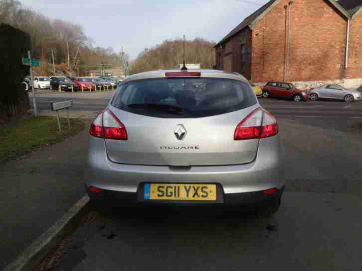 Renault Megane 1.6 VVT 110 2011MY Dynamique Tom Tom