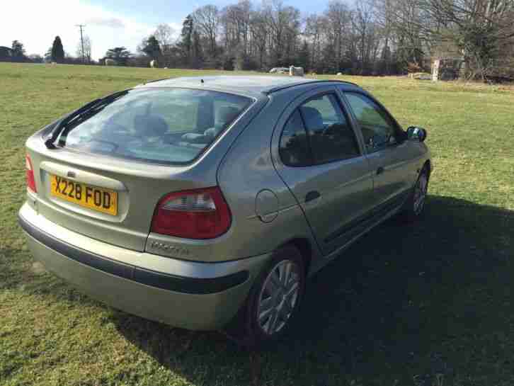 Renault Megane RT Alize MOT til end of November 1.6 16v Petrol 2000 X Reg 5 Door