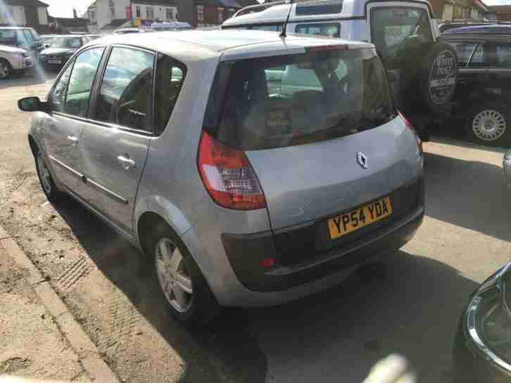 Renault Scenic 1.5dCi 100 Dynamique Hatchback 5d 1461cc
