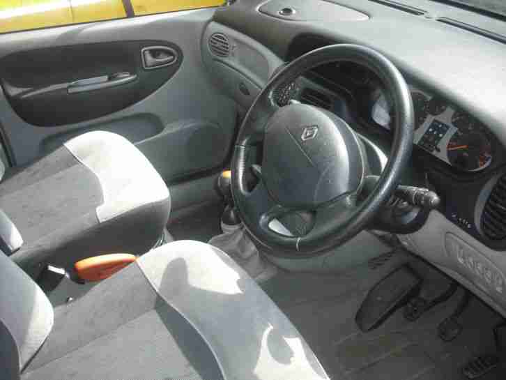 Renault Scenic 1.9dCi 105 2002MY Fidji