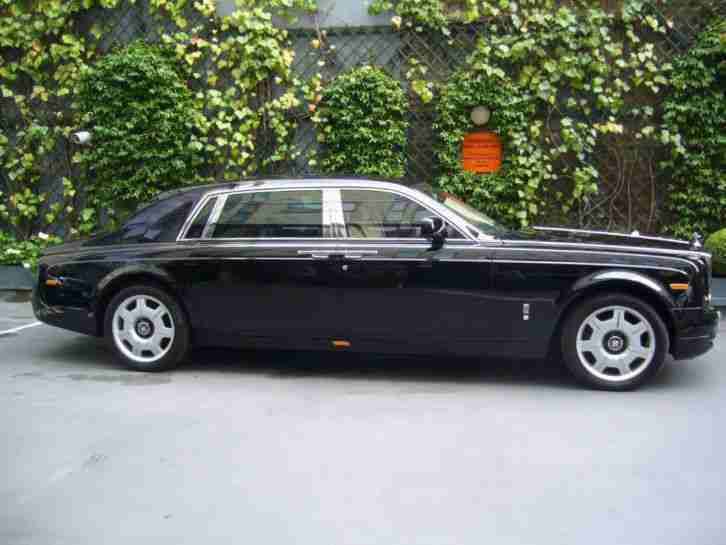 Rolls-Royce Phantom 6.7 ( EWB ) auto