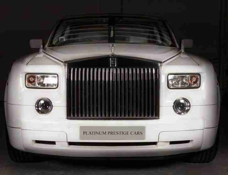 Rolls Royce Phantom 6.7 V12 HIGH SPEC LOW MILEAGE FULL SERVICE HISTORY
