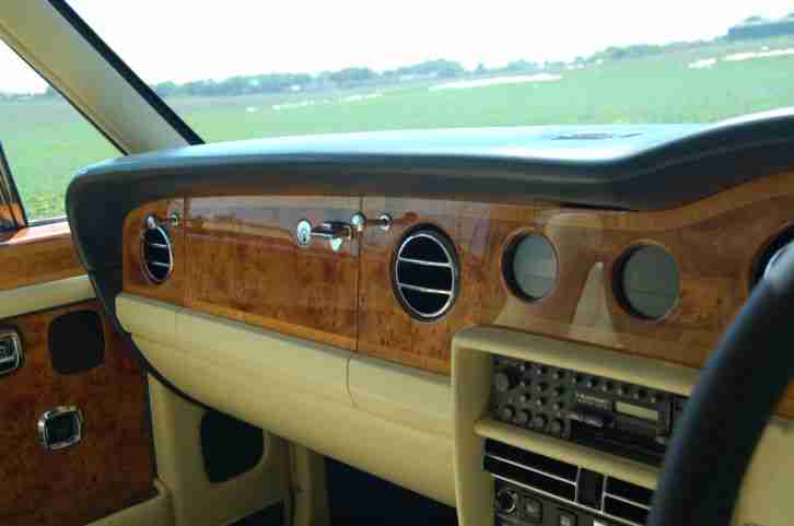 Rolls Royce Silver Spirit II - Excellent Condition, Low Mileage