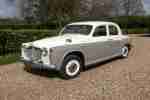 100 2.6 Classic Car