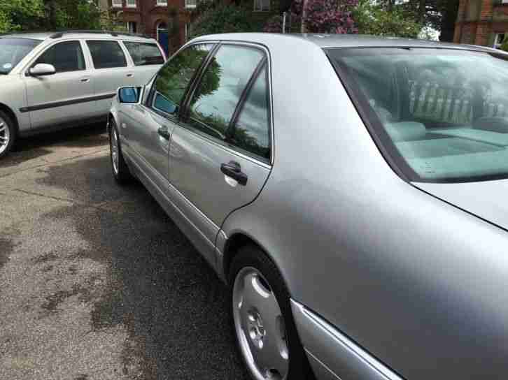 S320 W140 Mercedes. Brilliant Silver. Grey Leather.