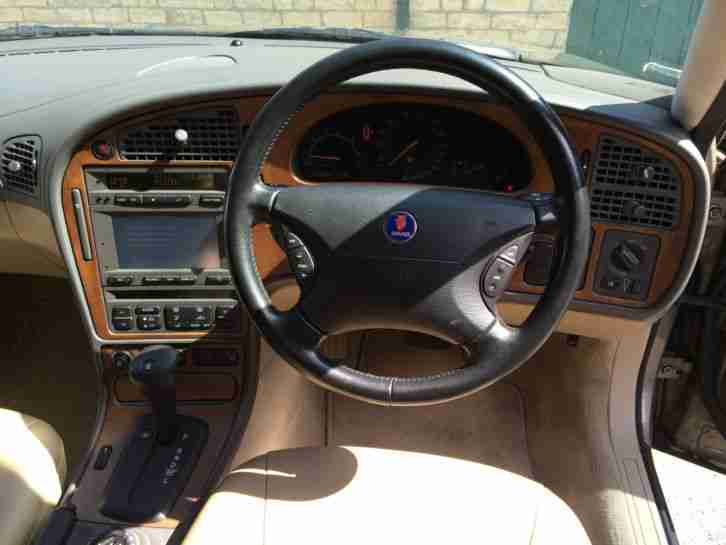 SAAB 9-5 95 Estate Sat Nav Full Leater Auto Tiptronic Low Mileage for Age
