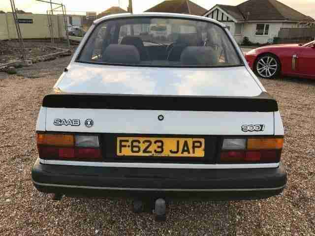 SAAB 900 I CLASSIC 1988 PETROL MANUAL IN WHITE