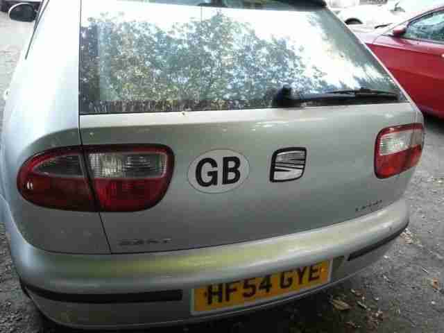 SEAT LEON 1.6 S 54 REG ALLOYS 5DR LOW MILES 85K