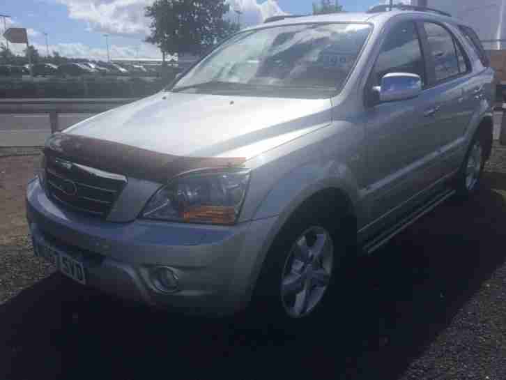 SILVER KIA SORENTO