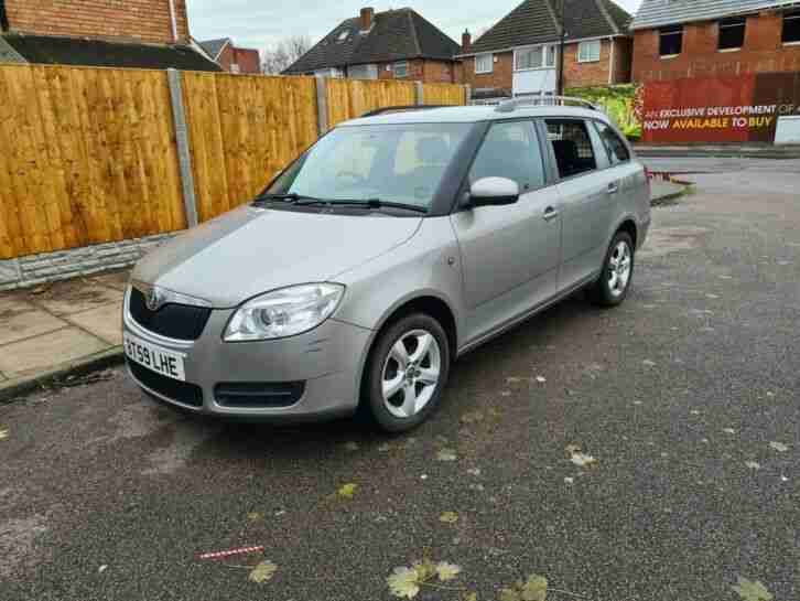 SKODA FABIA 1.4 TDI 2010 1 OWNER FROM NEW SERVICE HISTORY £30 ROAD TAX