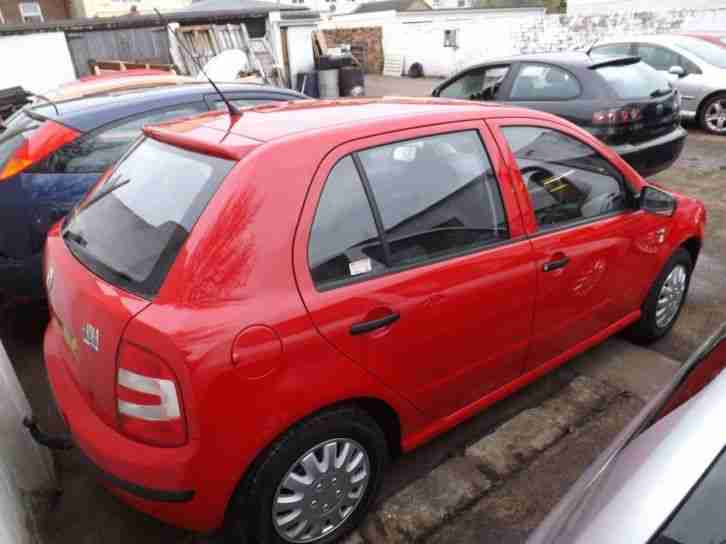 SKODA FABIA CLASSIC HTP 2004 Petrol Manual in Red