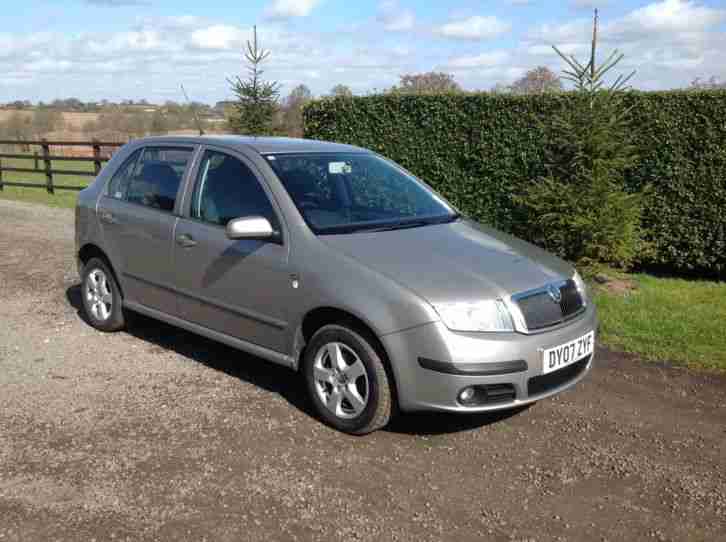 SKODA FABIA ELEGANCE 2007 1.4 5DR 80K 12 MONTHS M.O.T 1 LADY OWNER 2 KEYS SH A/C