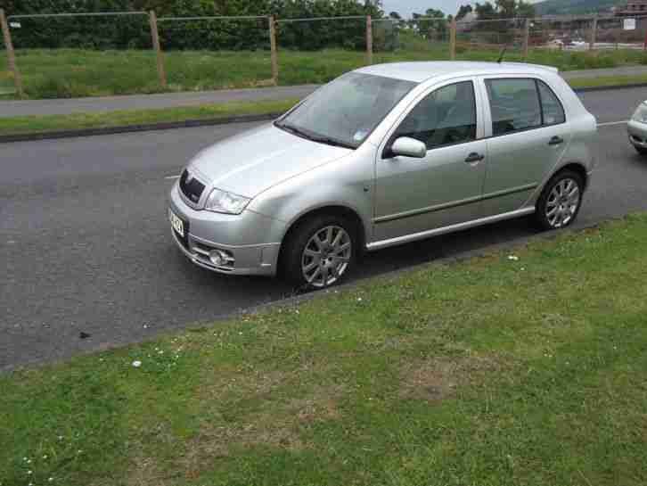 SKODA FABIA VRS DIESEL LATE 2004 (NOVEMBER) VERY LOW MILEAGE