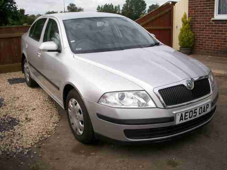 SKODA OCTAVIA TDI SPORT 2005 with SAT NAV