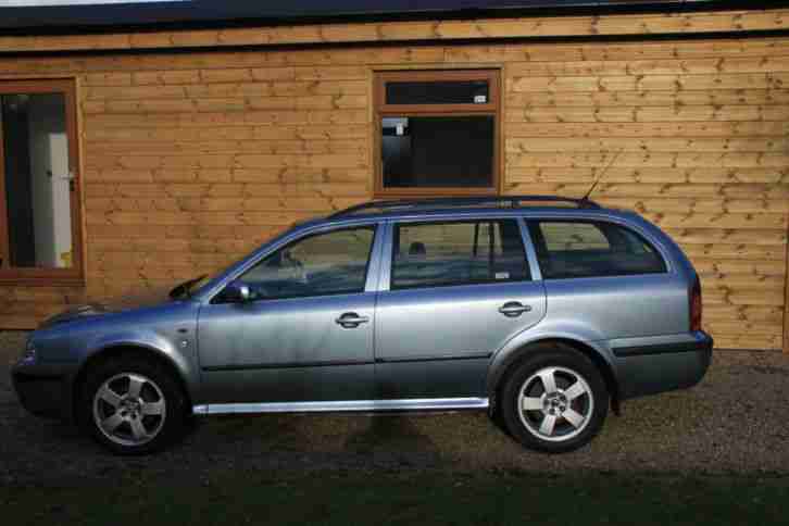 SKODA Octava 1.9 TD AMBIANTE Estate (low miles 119000