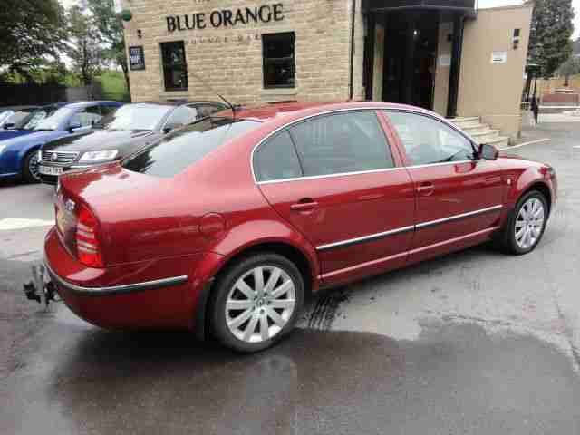 SKODA SUPERB 2.5TDI V6 ELEGANCE 1 FORMER KEEPER GENUINE 76000 MILES FLANENCO RED