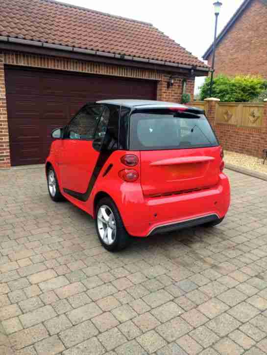 SMART FOR TWO CDI BRABUS NO RESERVE 99P START FINANCE AVAILABLE FREE ROAD TAX