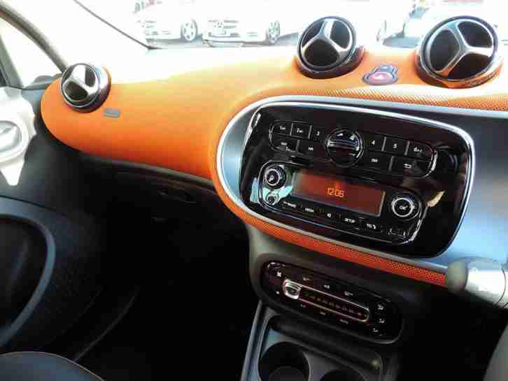 SMART FORFOUR HATCHBACK 0.9 Turbo Passion Premium 5dr Auto