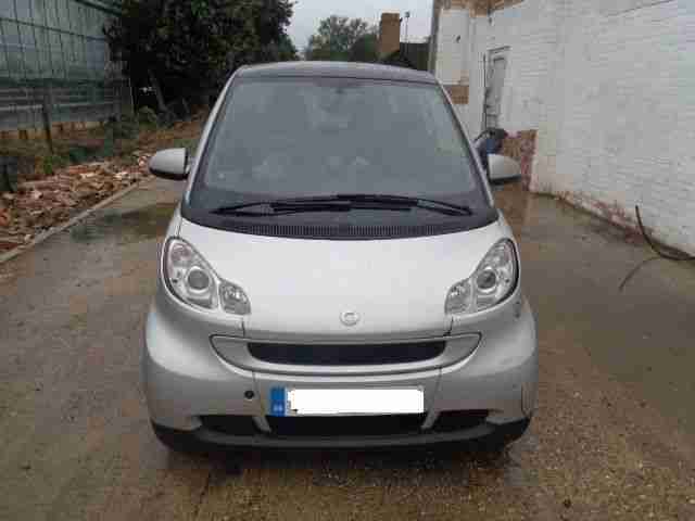 Smart FORTWO COUPE. Smart car from United Kingdom