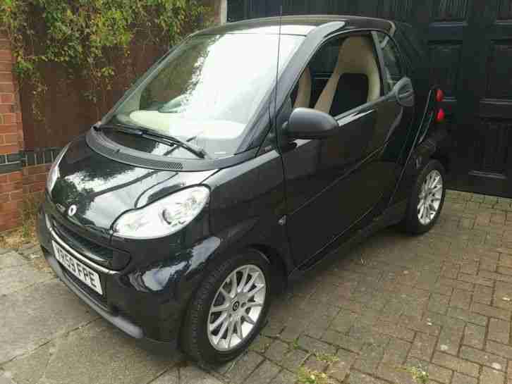 SMART FOUR TWO PASSION DIESEL, 2009 59. FREE ROAD TAX, RARE COLOUR COMBINATION.