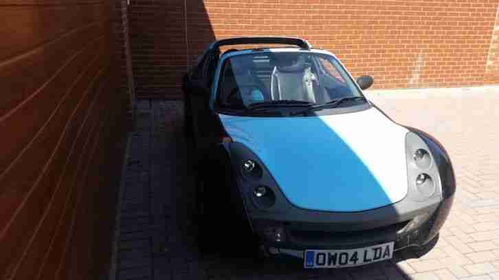 SMART ROADSTER 2004 , ONE OFF COLOUR SCHEME , LOVELY CAR