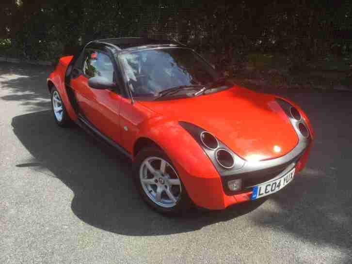 SMART ROADSTER TARGA 0.7 CONVERTIBLE AUTOMATIC PETROL BLACK/RED 2004