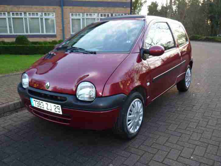 SOLD NOW 2002 Renault Twingo 1.2 16v Left hand drive lhd French registered
