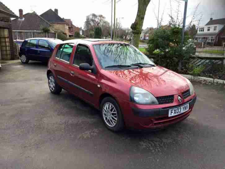 SOLD SPARES OR REPAIRS CLIO EXPRESSION