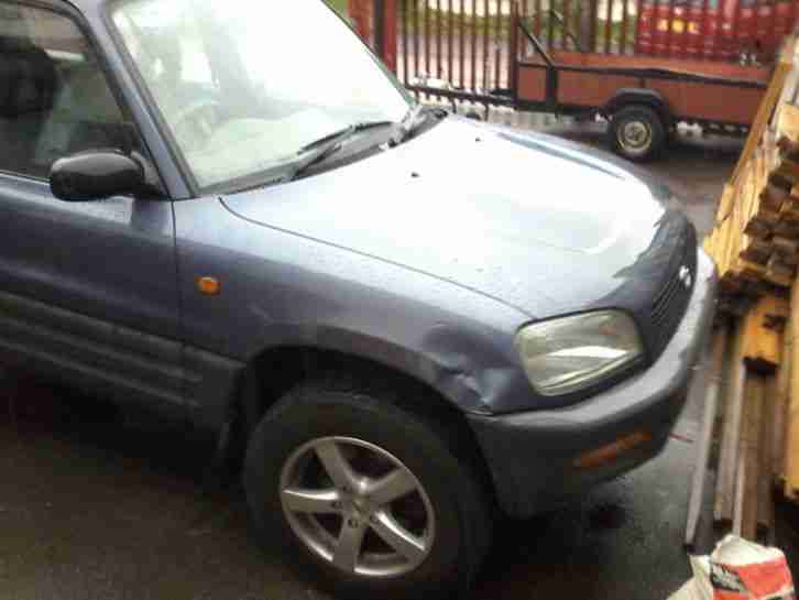 SPARES OR REPAIR. TOYOTA RAV4