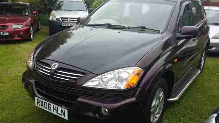 Ssangyong KYRON S. Ssangyong car from United Kingdom