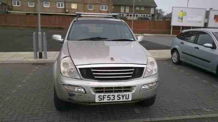 Ssangyong REXTON RX290SE. Ssangyong car from United Kingdom